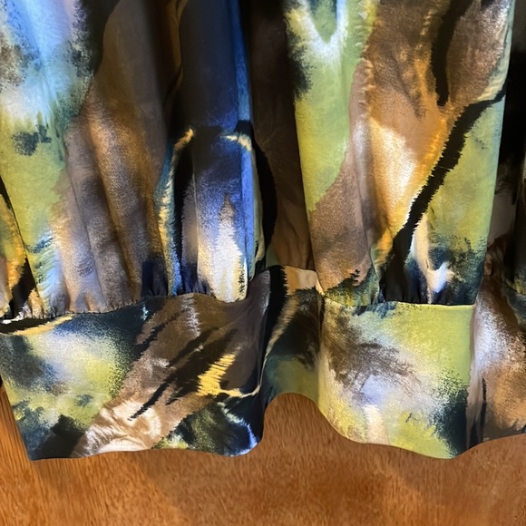 Dressbarn Woman Size 3X Multi Color Tunic Top Made In USA! - Picture 5 of 5